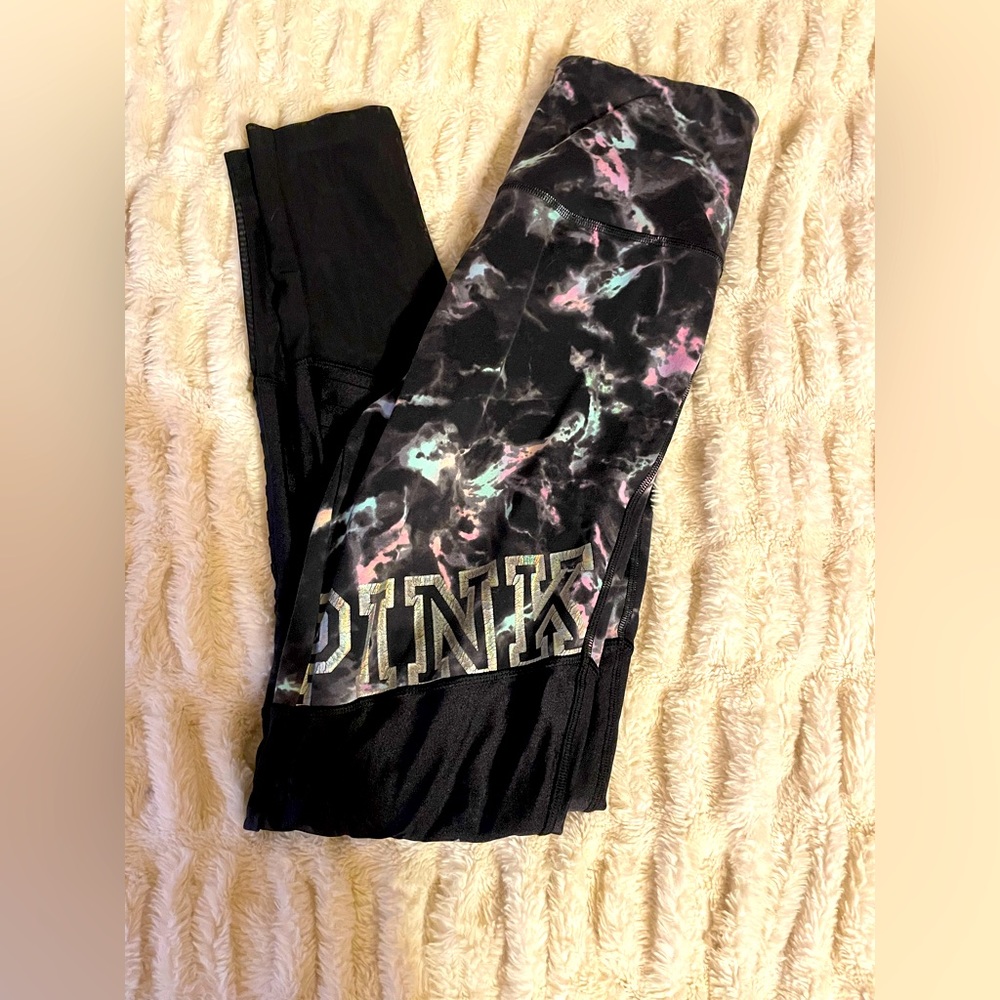 PINK Victoria’s Secret Ultimate. Leggings